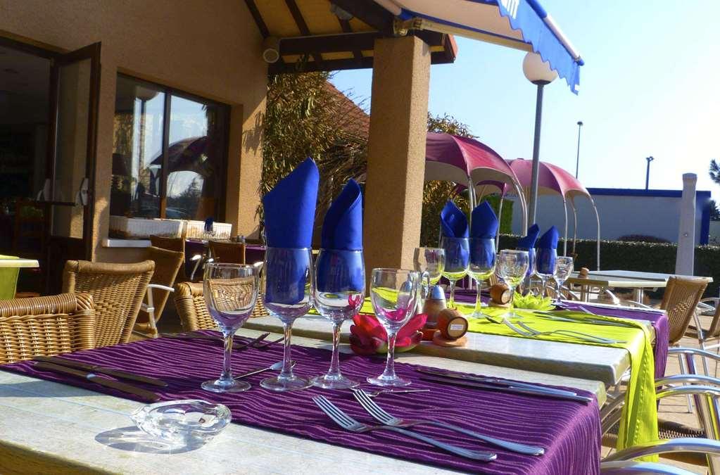 Kyriad Bergerac Saint-Laurent-des-Vignes Restaurant foto